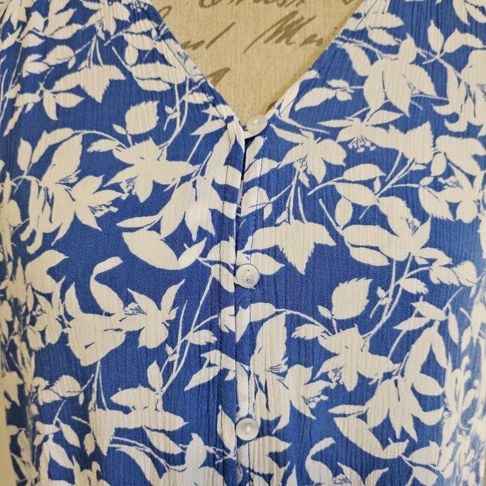Liz Claiborne Blue Floral Button Front Cap Sleeve Shirt Size XXL Beach Resort - Picture 3 of 5